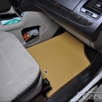 Коврики текстильные на Chrysler Town & Country V (2007->)