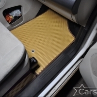 Коврики текстильные на Chrysler Town & Country V (2007->)