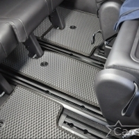 Коврики текстильные на Kia Carnival IV (8мест) Россия (2020->) 